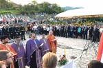 Kurir, 11.07.2021, SRAMNO: Stranci i lideri regiona zaobilaze pomen stradalim Srbima, a danas će se pokloniti bošnjačkim žrtvama u Srebrenici