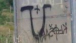 Govor mržnje kraj Knina: Ustaški grafiti na autobuskim stanicama Drniš - Knin Foto: Portal Novosti